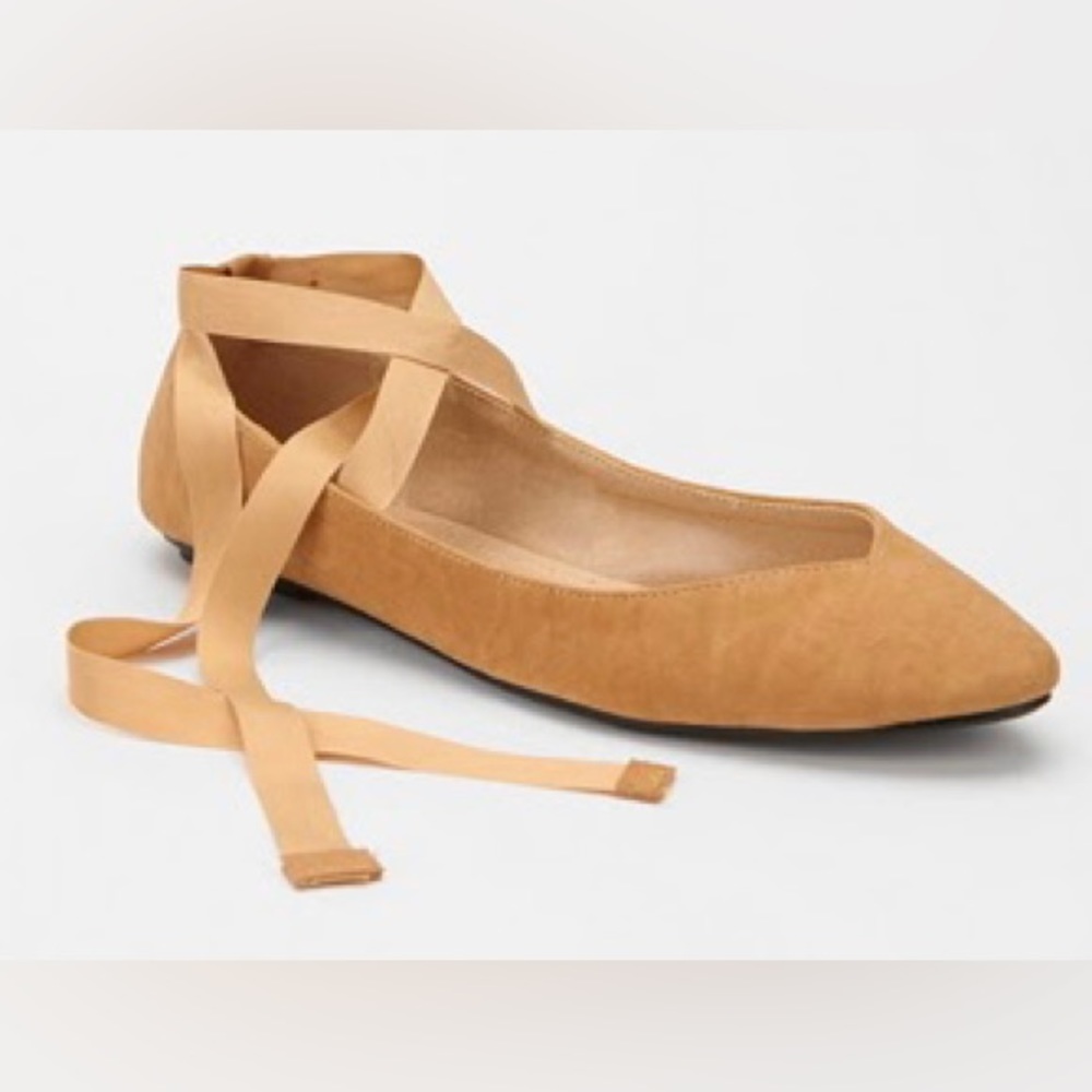 Kimchi Blue Sweetheart Ankle-Tie Skimmer Flats - Picture 2 of 11